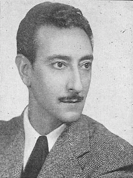 Arnold Moss as published in Theatre World, volume 3: 1946-1947.