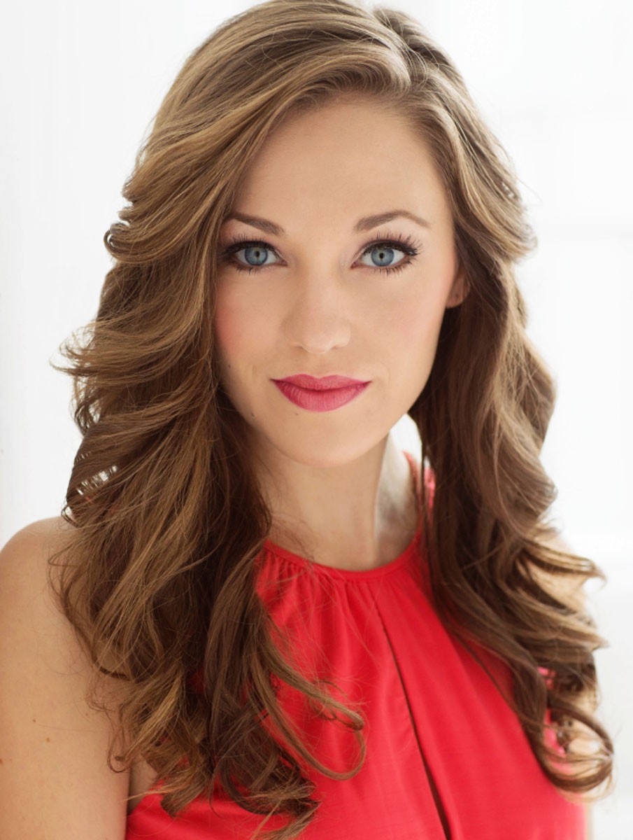 Laura Osnes – Broadway Cast & Staff | IBDB