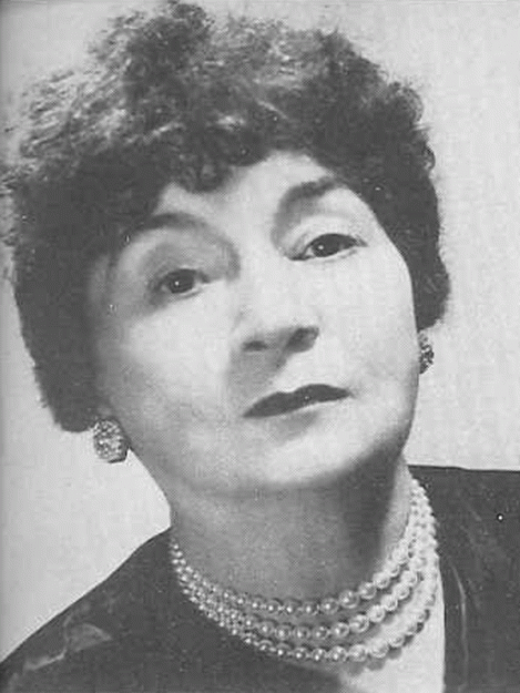 Carroll McComas as published in Theatre World, volume 6: 1949-1950.